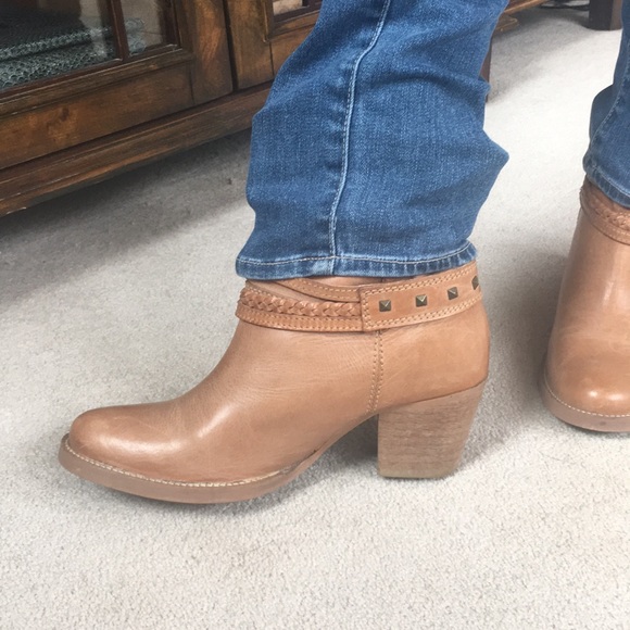 ‼️🚩Flash sale‼️LIKE NEW STEVE MADDEN - Picture 4 of 4